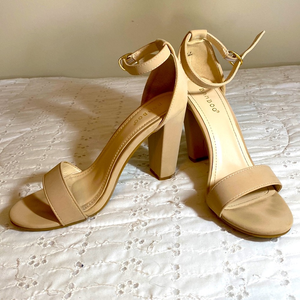 Bamboo Ladies Sandals - Size 8- Beige